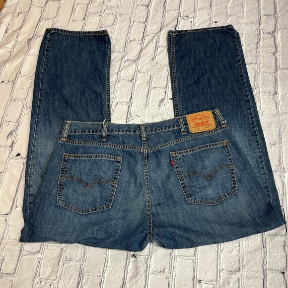 Levi's 514 Men’s Blue Denim Jeans W40xL32 | Straight Fit - Picture 3 of 5